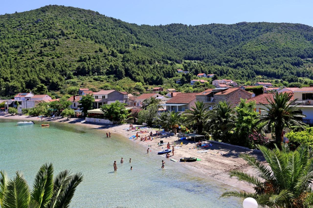 Apartments By The Sea Zuljana, Peljesac - 19080 Bagian luar foto