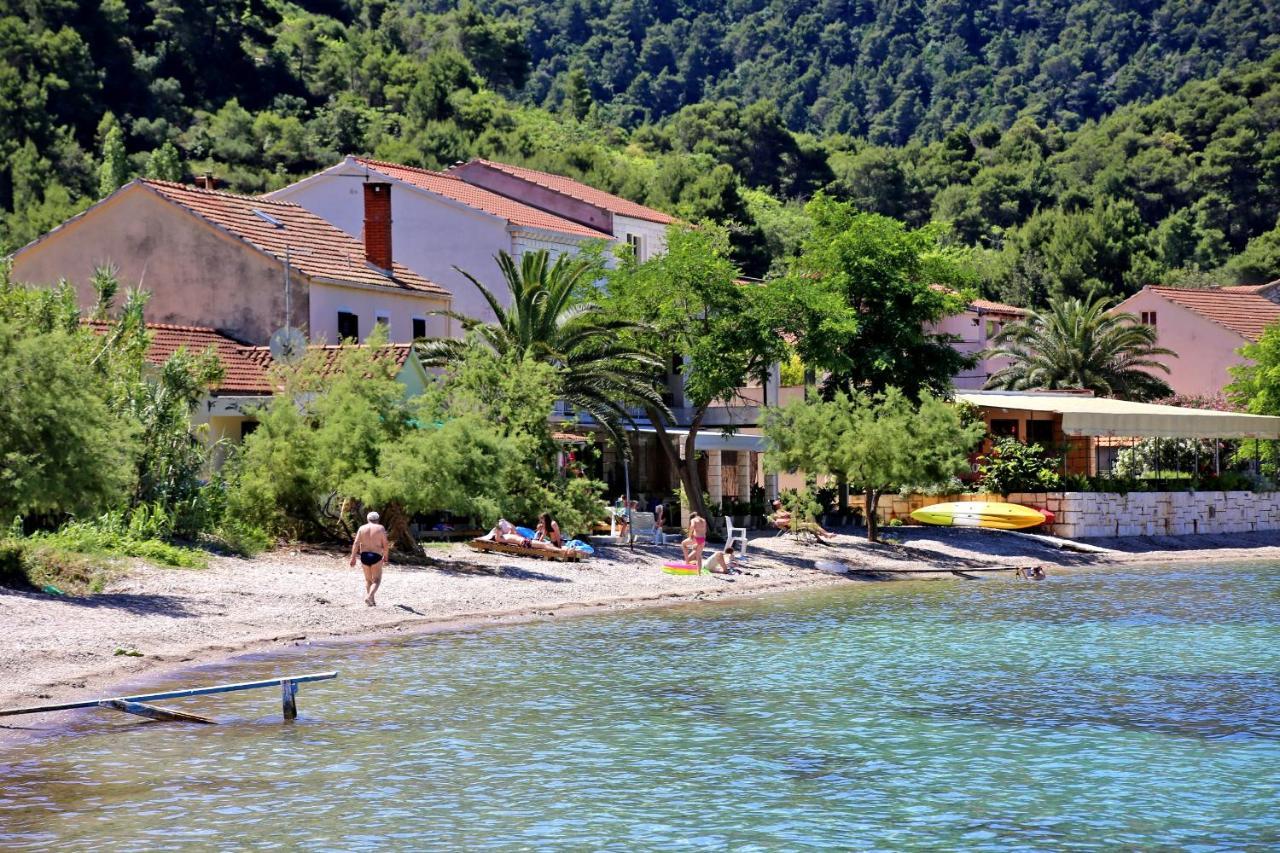 Apartments By The Sea Zuljana, Peljesac - 19080 Bagian luar foto